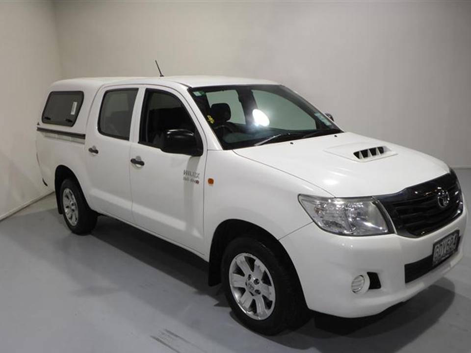 Toyota HILUX 2WD 2011 for sale in Auckland